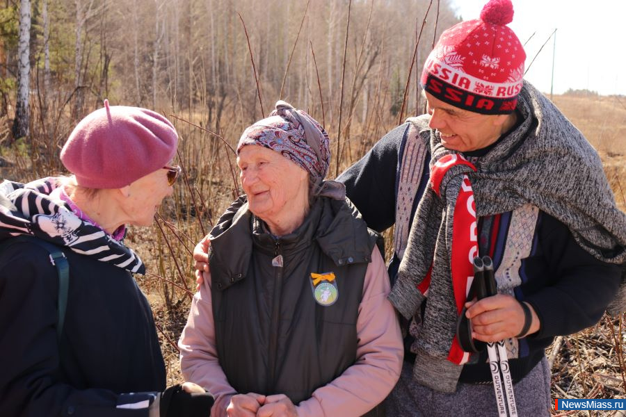     "10 000   ".      ""    