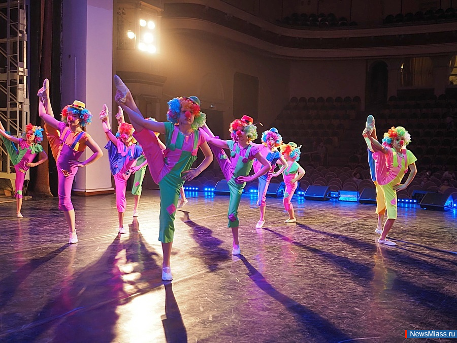    .        "", ""  "-"