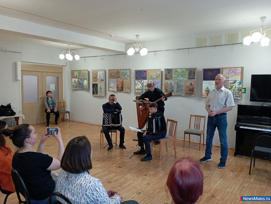 ���� ��������� ������ �������� ��������� ������. � ���� ��������� ���������� ��������� �������� �������� ��������������� ��������� ��� � 4