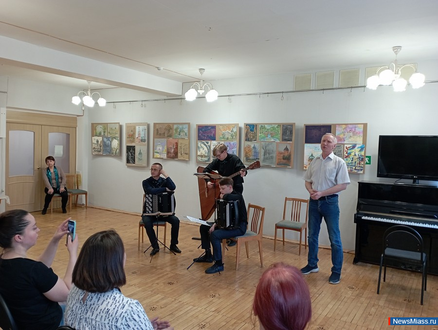 ���� ��������� ������ �������� ��������� ������. � ���� ��������� ���������� ��������� �������� �������� ��������������� ��������� ��� � 4