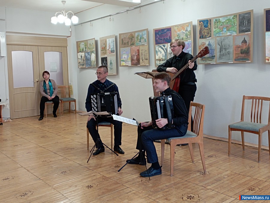 ���� ��������� ������ �������� ��������� ������. � ���� ��������� ���������� ��������� �������� �������� ��������������� ��������� ��� � 4