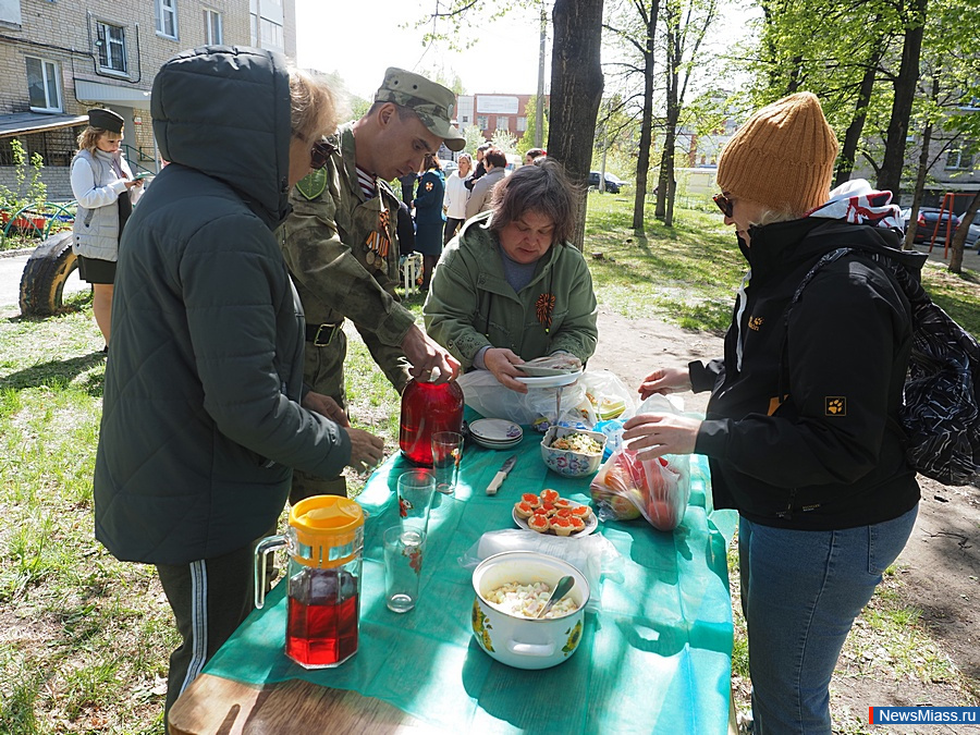 � ������ ��� ��������� ����� ������� �������� "������ � ����". ������������ ������������ � ���� ������� ������ ��������� �������� ������ - ���� ����������, ����� ������ � ����� �����