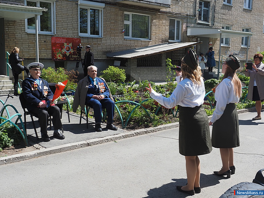 � ������ ��� ��������� ����� ������� �������� "������ � ����". ������������ ������������ � ���� ������� ������ ��������� �������� ������ - ���� ����������, ����� ������ � ����� �����