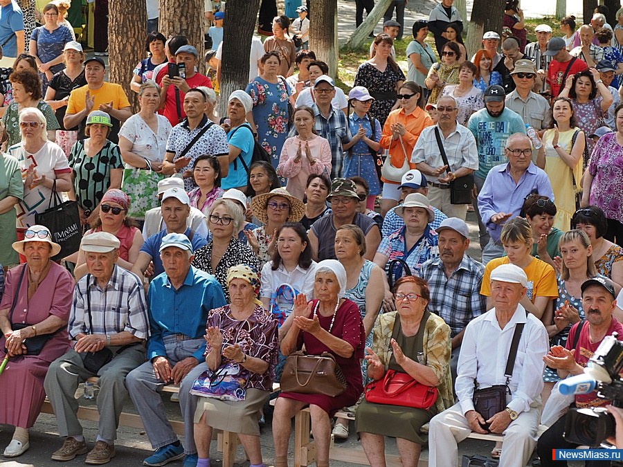 ����� ������� �������� ���� � ������. �� ������������ "�������� �����" � ����� ������������ ��������� ����� ������� � ������ ������