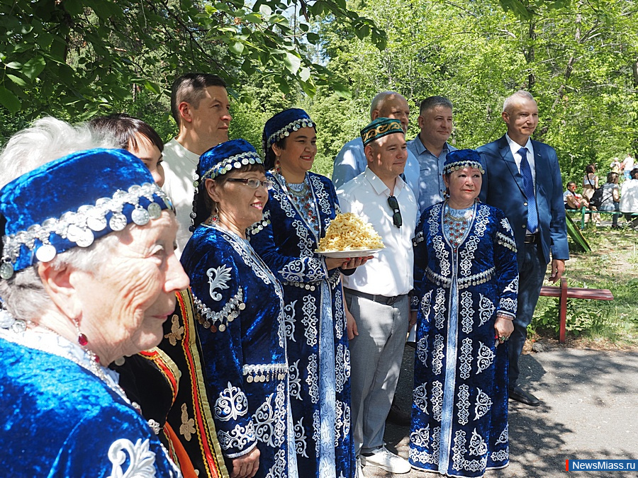 ����� ������� �������� ���� � ������. �� ������������ "�������� �����" � ����� ������������ ��������� ����� ������� � ������ ������