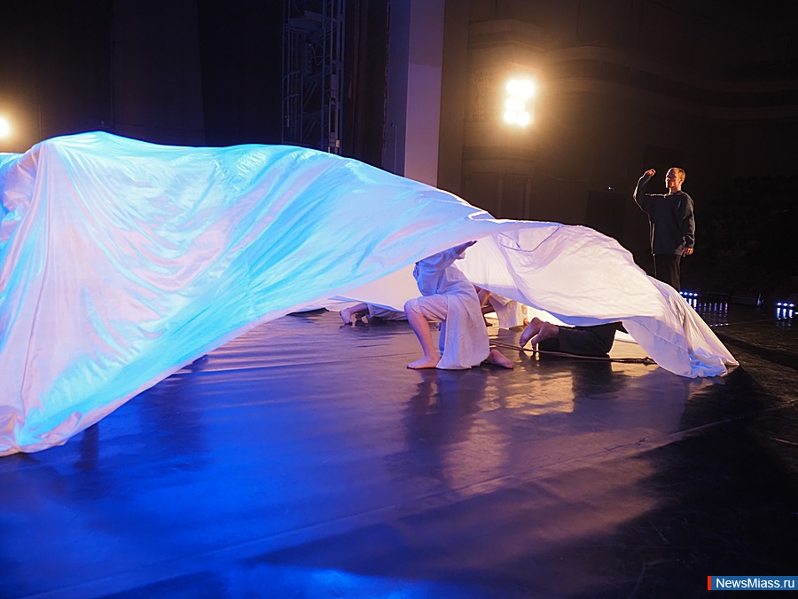 -     .        "      "