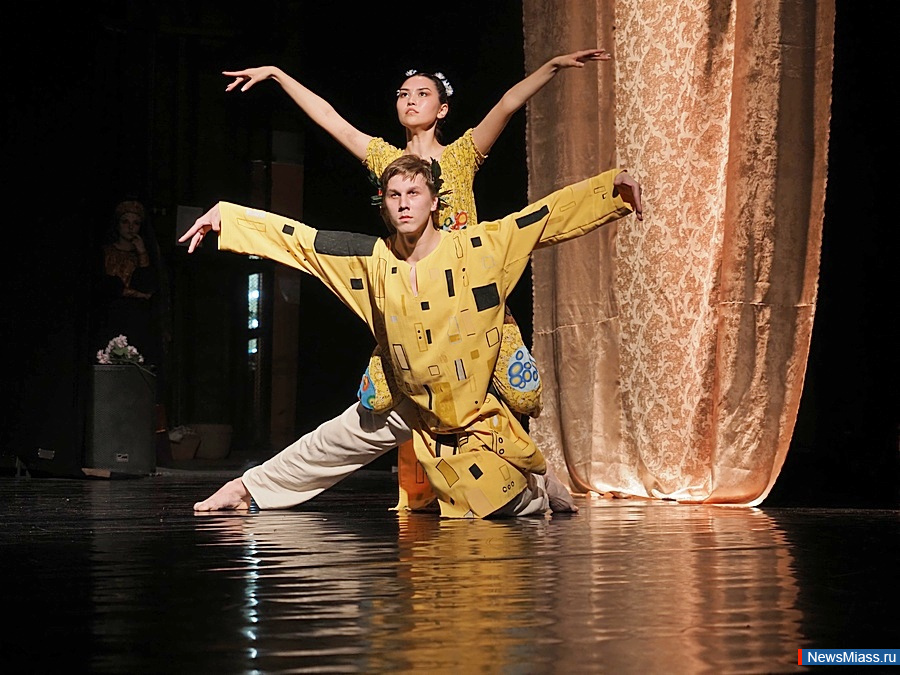 -     .        "      "