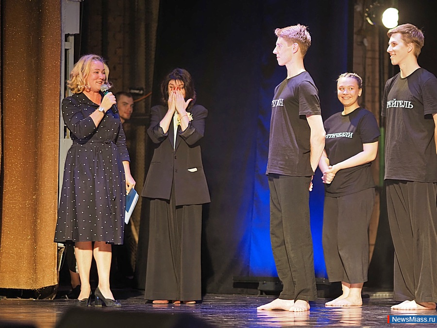 -     .        "      "