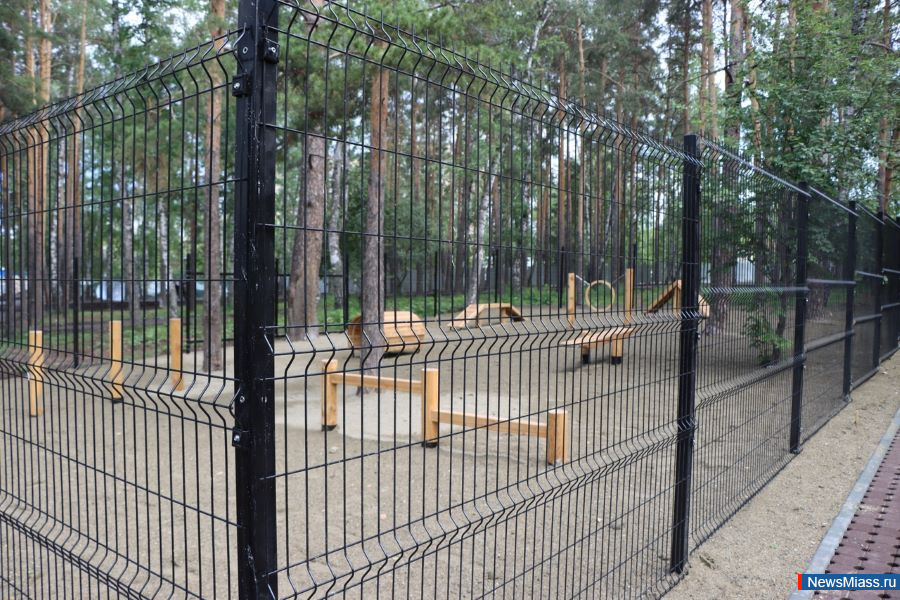 � ������ � ��� "������" ������� ��� ������ �� ���������������. ����� ����� ����� � �������� ����� ������ ������ ������ ����������� ������ ��� ������� ������ ���������