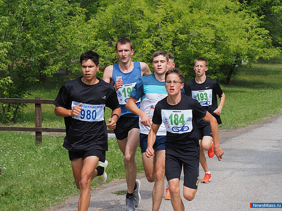  31-     "  ".       400    