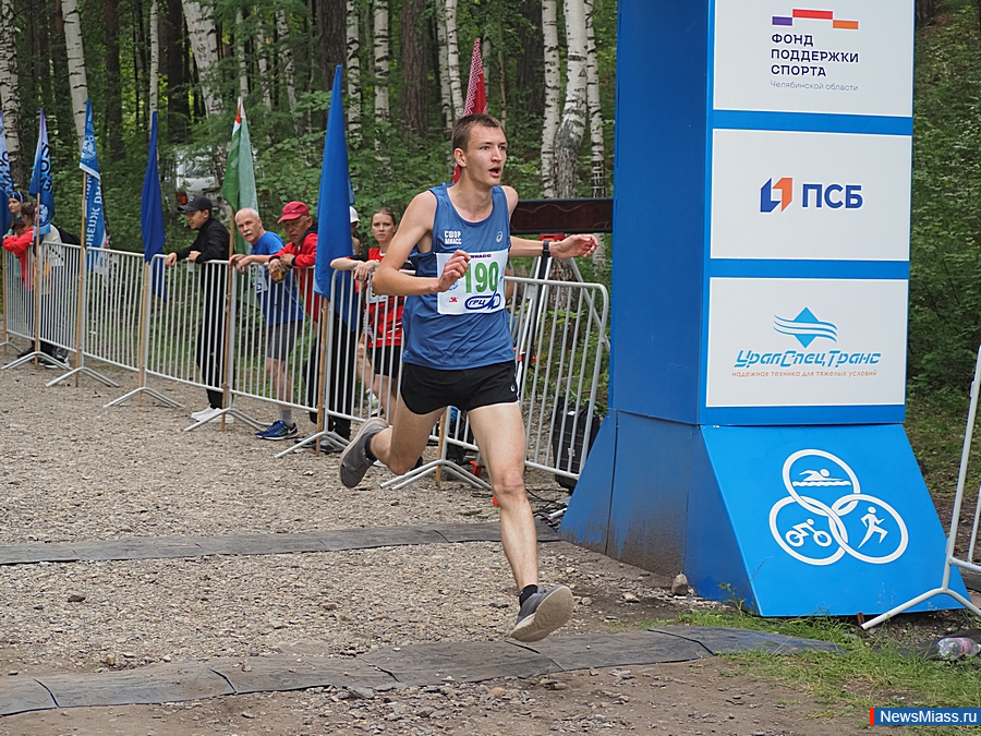  31-     "  ".       400    