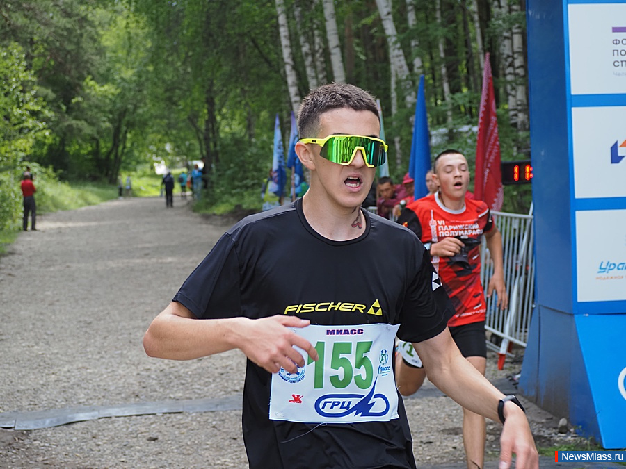  31-     "  ".       400    