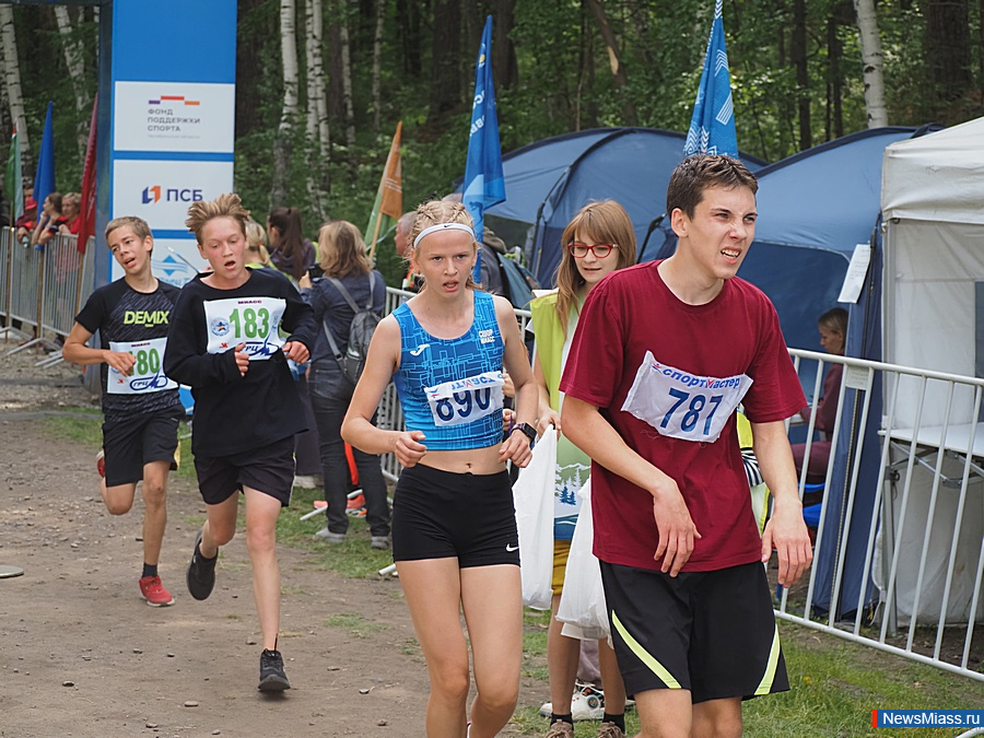  31-     "  ".       400    