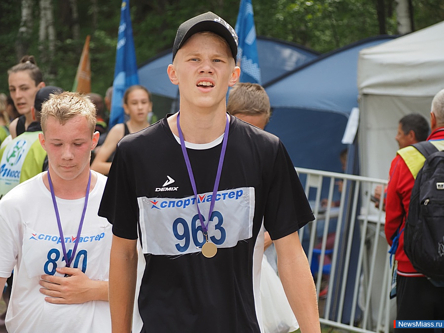  31-     "  ".       400    