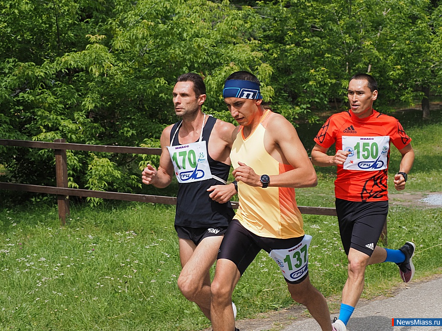  31-     "  ".       400    