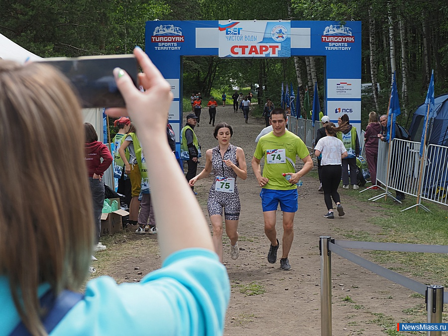  31-     "  ".       400    