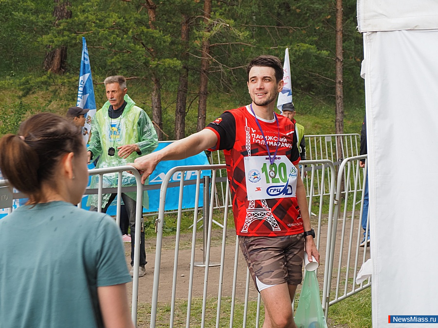  31-     "  ".       400    