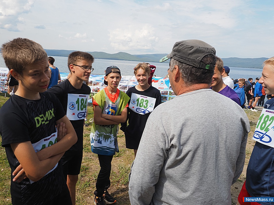  31-     "  ".       400    