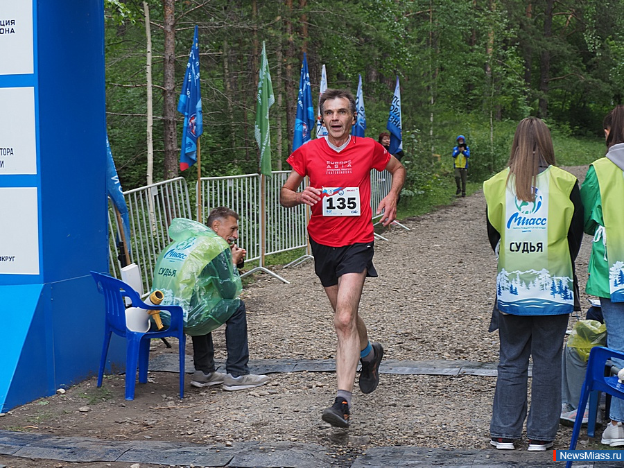  31-     "  ".       400    