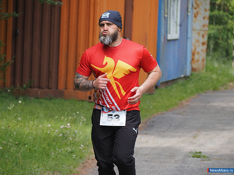  31-     "  ".       400    