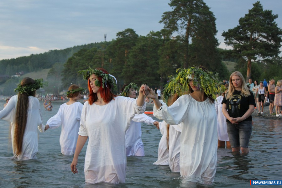 � ������ ������������� ������. �������� ������� ������ �� ����� �������