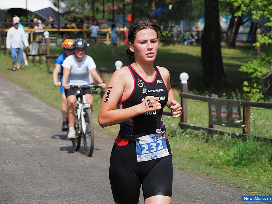     - "".  ,         -   -       