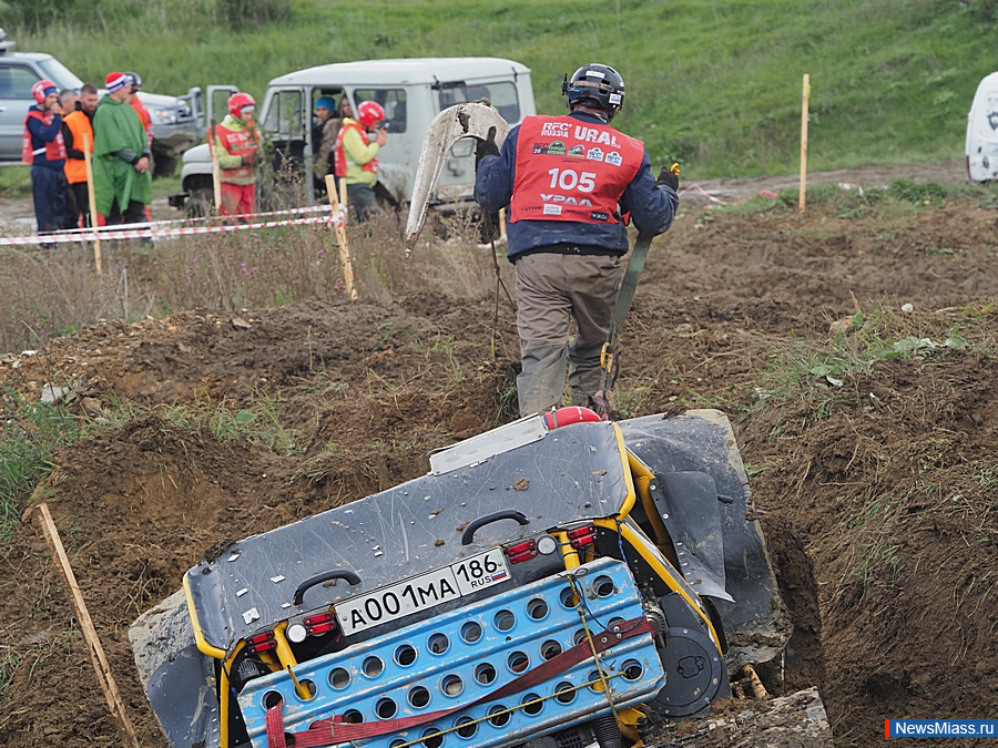 ��������� "����" ������ ����-����� � �����. ������ ������ �������� � ����� ��������, �������������� ��������� "����", ��������� "������" �� ������������� �� ����-������ "��������� �����"