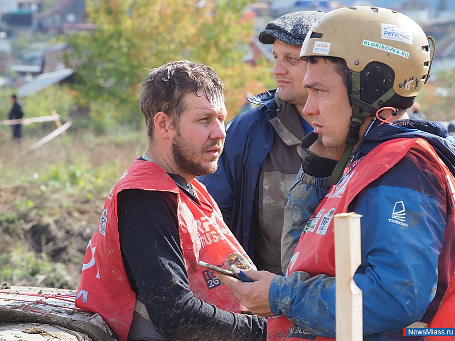 ��������� "����" ������ ����-����� � �����. ������ ������ �������� � ����� ��������, �������������� ��������� "����", ��������� "������" �� ������������� �� ����-������ "��������� �����"