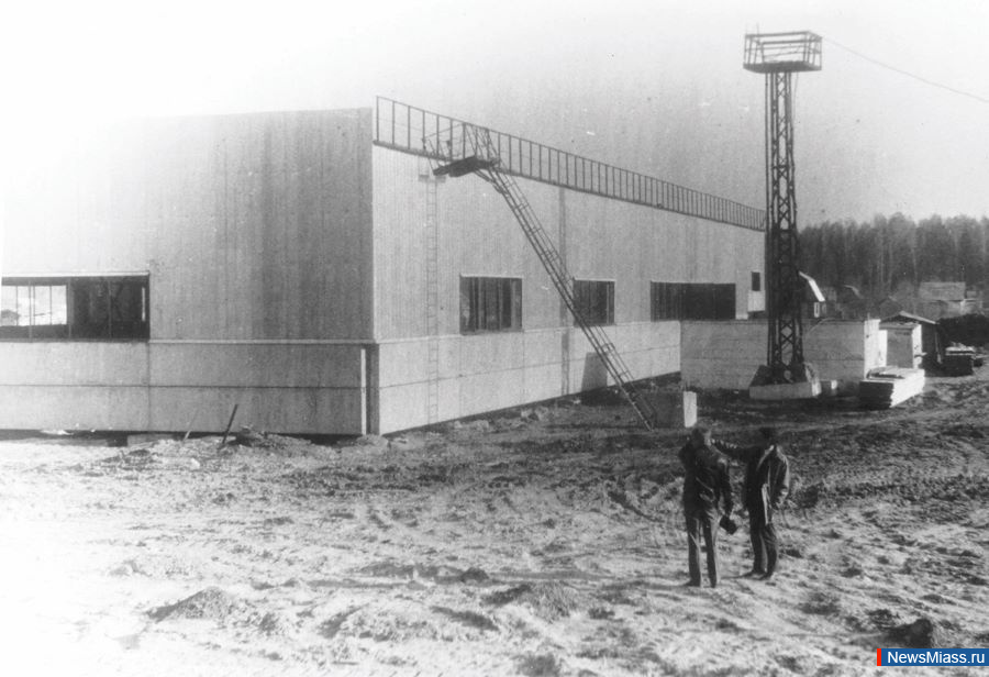   "-"    75- .   − 75