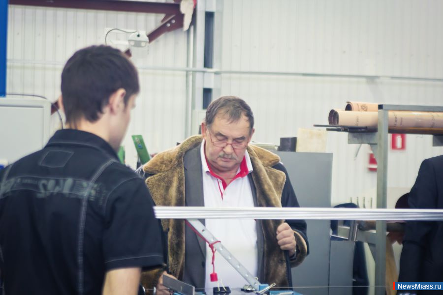   "-"    75- .   − 75