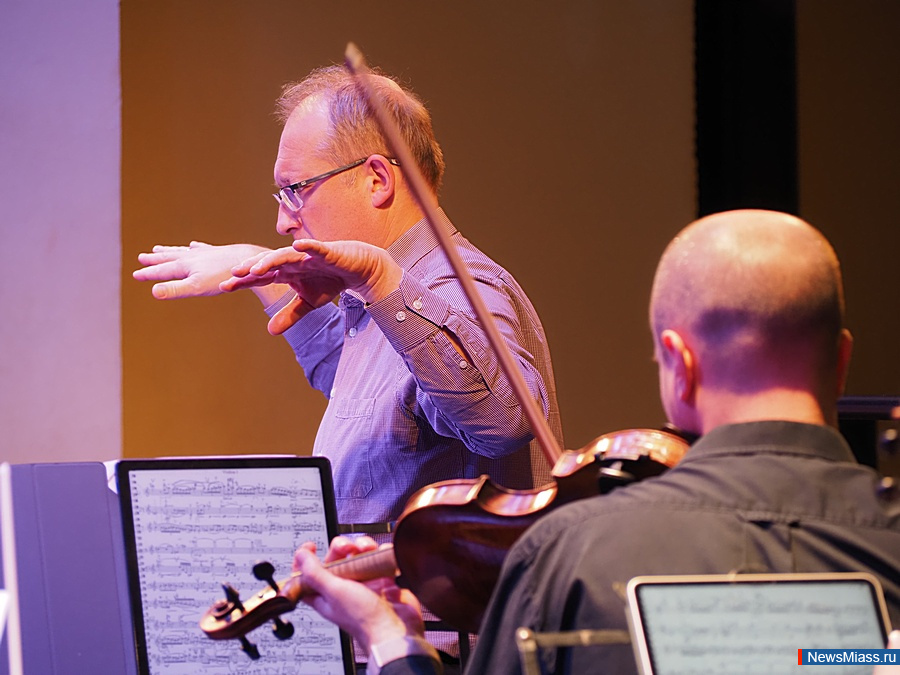 � ������ ��������� "������� ������" � ���� ������. ����� ���� ����� �� �������� VI �������������� ������������ ��������� ���� �������