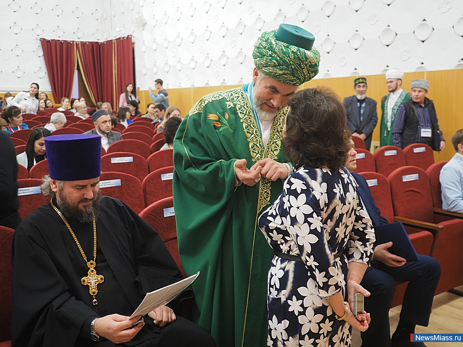    " ".   ,     -   "" -   