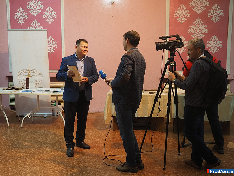    " ".   ,     -   "" -   