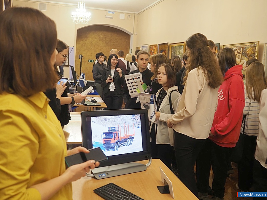  ""  " ".  ""     "  "     