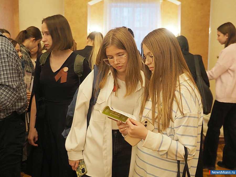  ""  " ".  ""     "  "     