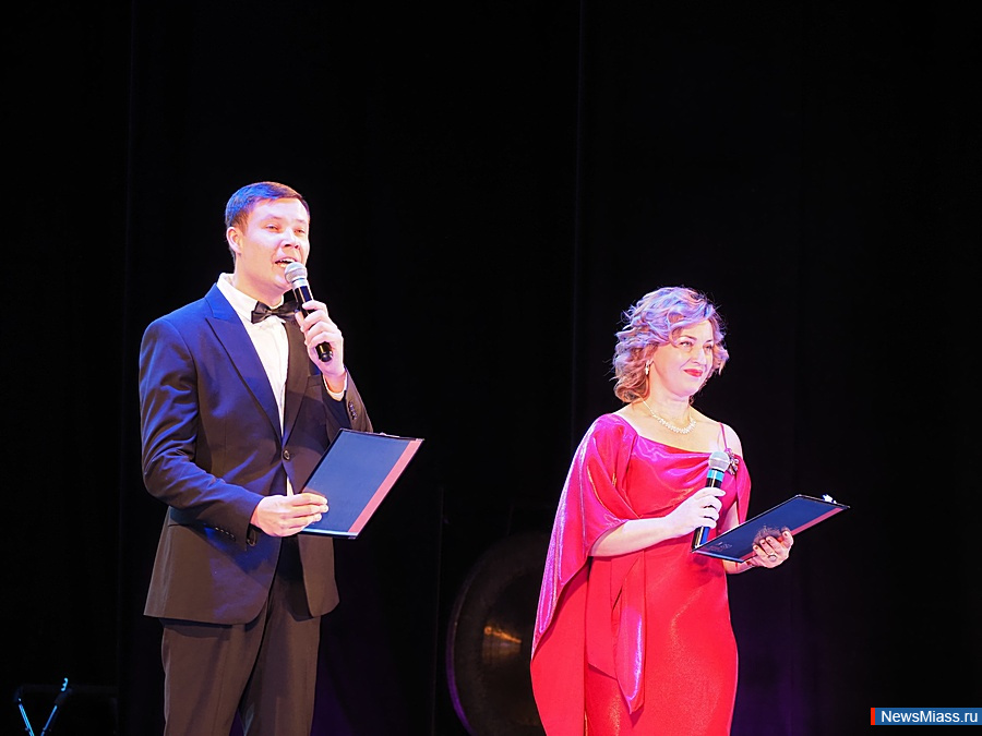 � ������ ���������� ������������� �������� � ����� 250-����� ������. ���������� �����������, ����� ������������, ������� � �������-��������� � ������� - ��� ����� ������� 250-������ ������