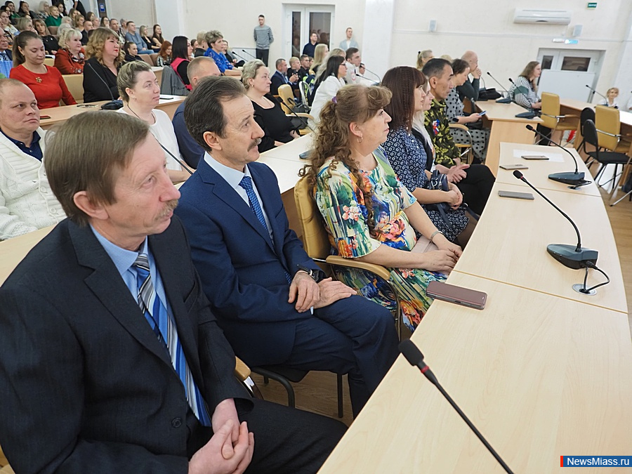  NewsMiass.ru -  .       " "