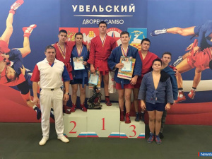 Миасские самбисты привезли шесть медалей с межрегионального турнира