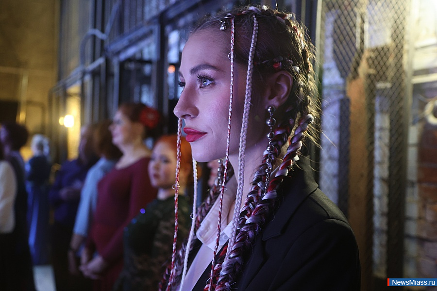   . 250-     " "    " "