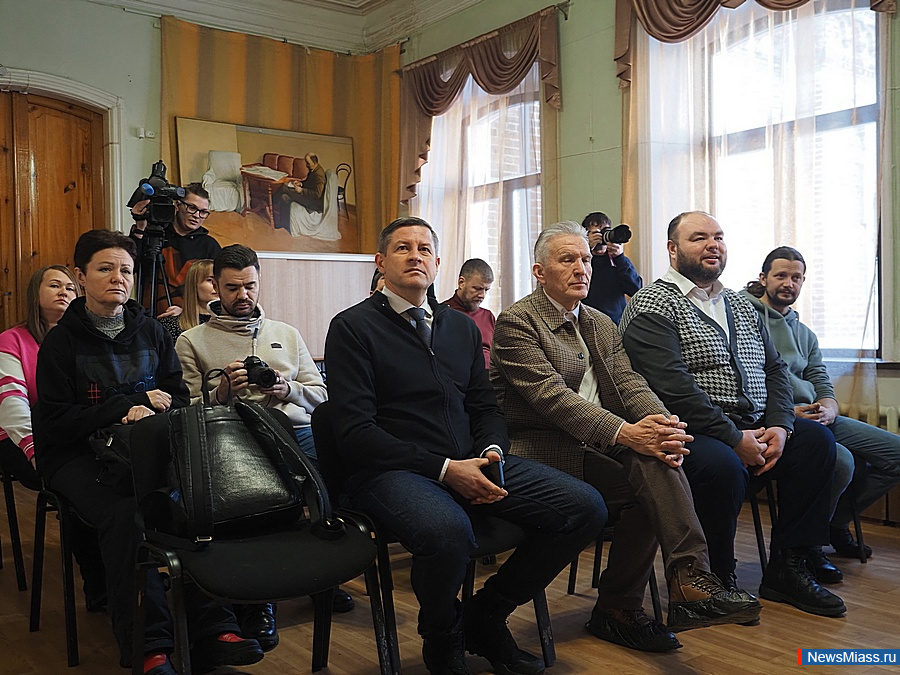      -    "-2023".      ,  