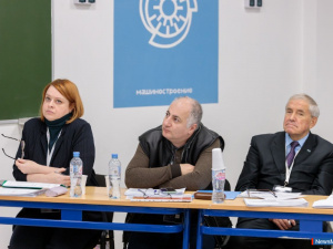 ������ �� "����" � ����� ������ 100 ������ �� 100 ���������