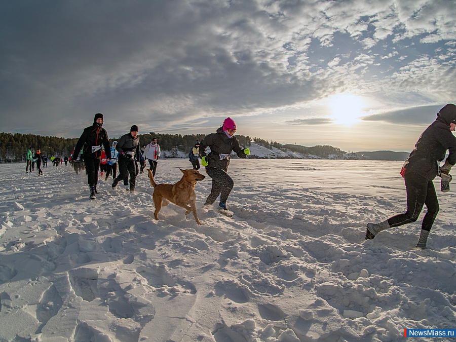  "Lake Ice Race"    .              