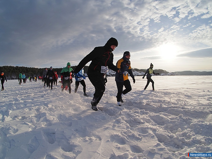  "Lake Ice Race"    .              