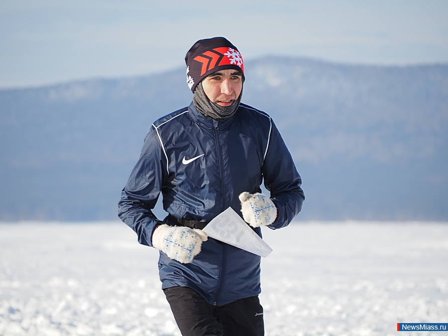  "Lake Ice Race"    .              