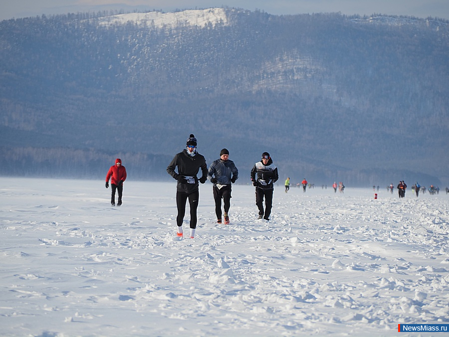  "Lake Ice Race"    .              