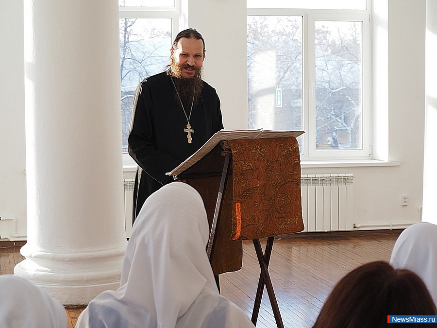 ����������� �������� ���������������� �����. ������������ �� ������ ������� ������� � ������ ����������� ��������