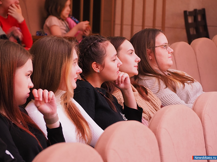 � ������ ��������� ��������� "�� ��� � �����". �������� ����������� ������� �� ����� "�������� ������������"