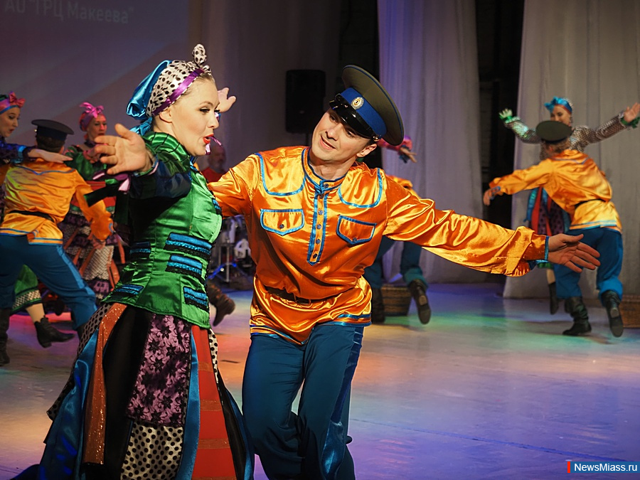 ,    .  ,     8 ,     " "   ""