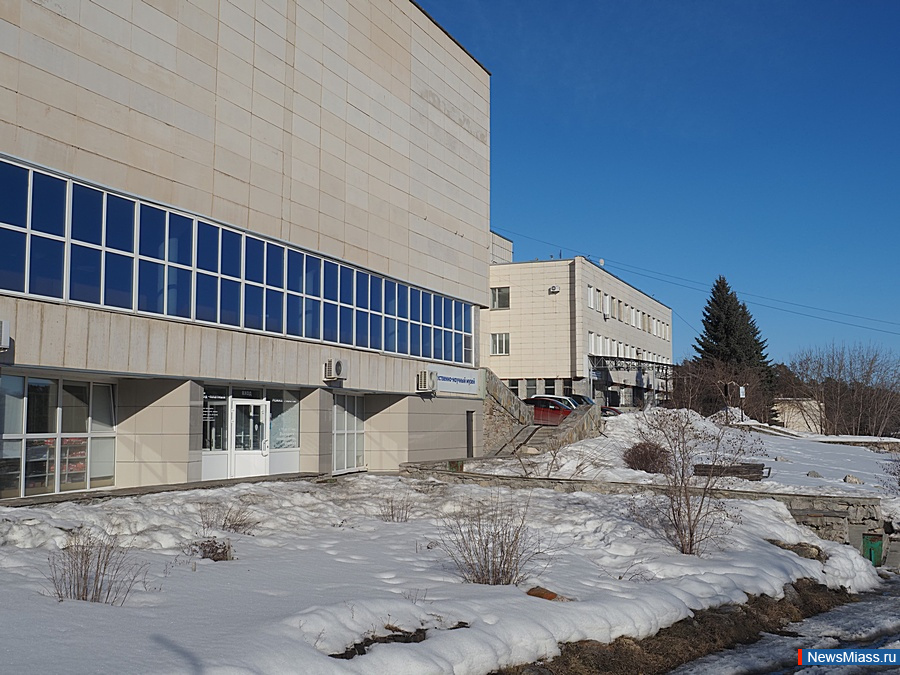 " -       ".     -,   -