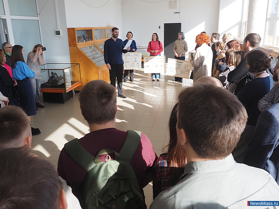 " -       ".     -,   -